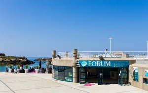 FORUM EXTERIEUR 2